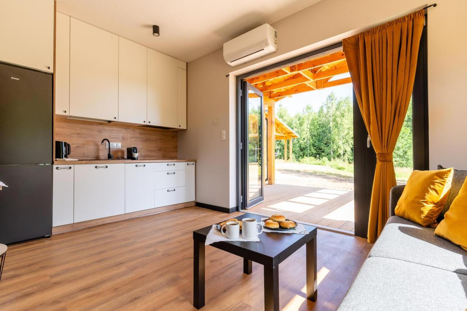 Zielona Zaba Hotel Derc Exterior foto
